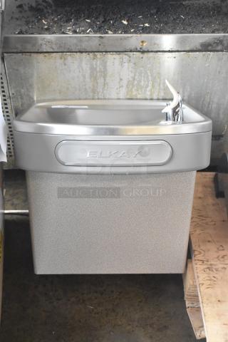 Elkay EZFSD_1H wall mount water fountain, 115V, 1 Phase, new condition, scratch and dent, stainless steel finish.