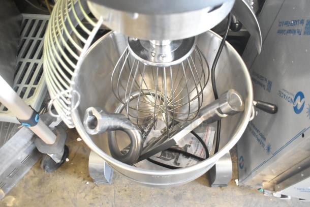Avantco MX40H commercial dough mixer with bowl, guard, paddle, whisk, and hook. New scratch and dent. 240V, 1 phase.