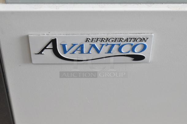 Avantco 193BCFD72W dry bakery display case, white, LED lighting, on commercial casters, scratch and dent condition.