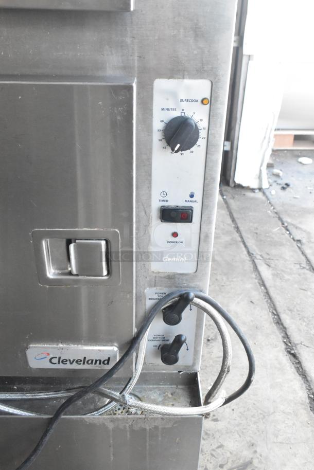 2016 Cleveland 24CGA10.2 steam cabinet, stainless steel, with manual and timed settings. Natural gas, 72,000 BTU.