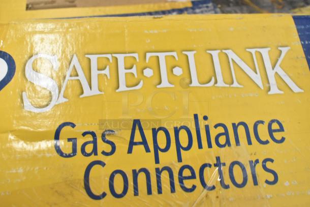 Brand new T&S Safe-T-Link 48" gas connector hose in yellow-coated steel. Includes FreeSpin fitting and installation kit. 3/4" NPT. Box shows wear.