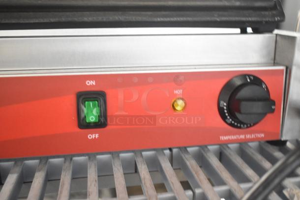 Brand new Avantco 177PG200S Panini Grill, smooth plates, 13 3/8" x 8 3/4" surface, 120V, scratch and dent condition.