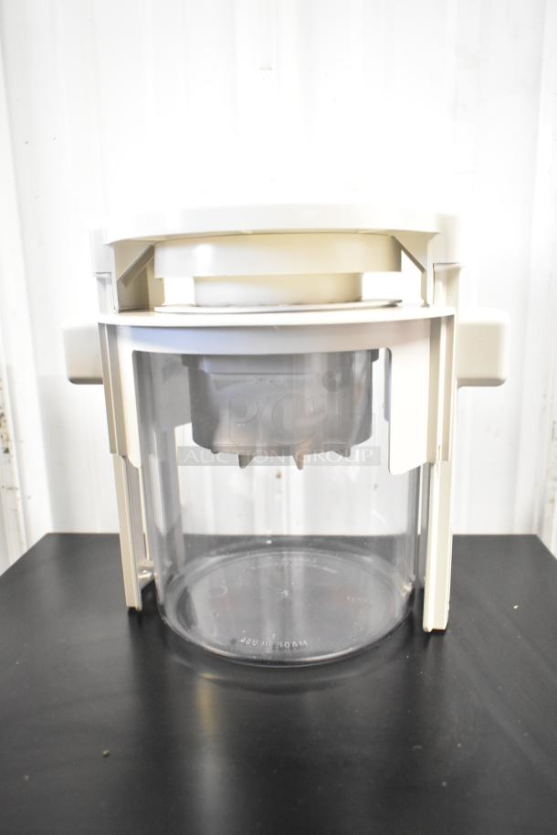 BRAND NEW Sunkist B-202 Sectionizer Jr. with 6-Wedge Attachment, model 771B202, minor cosmetic scratches visible.