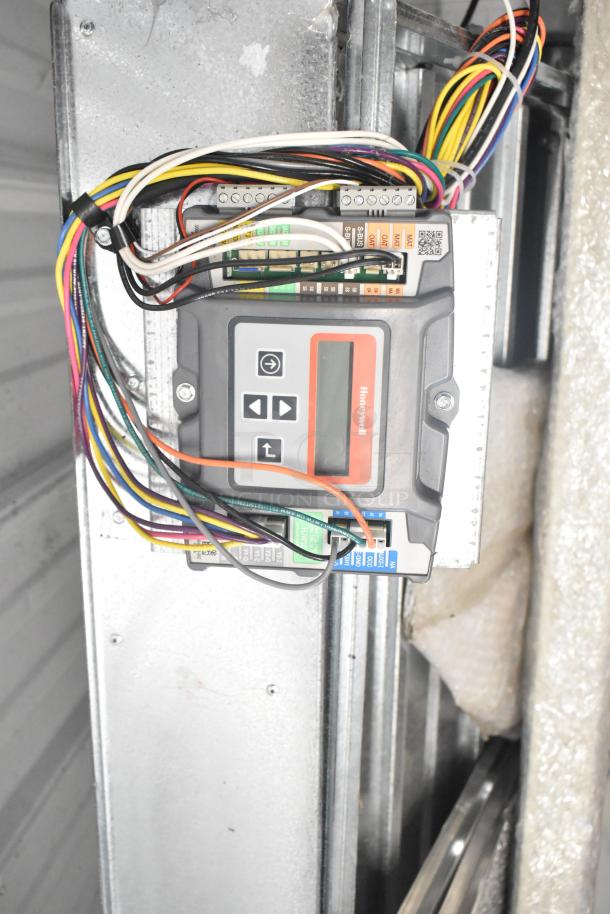 BRAND NEW Daikin Hood with 122-DK-090 Jade Economizer, scratch and dent condition, wiring visible.