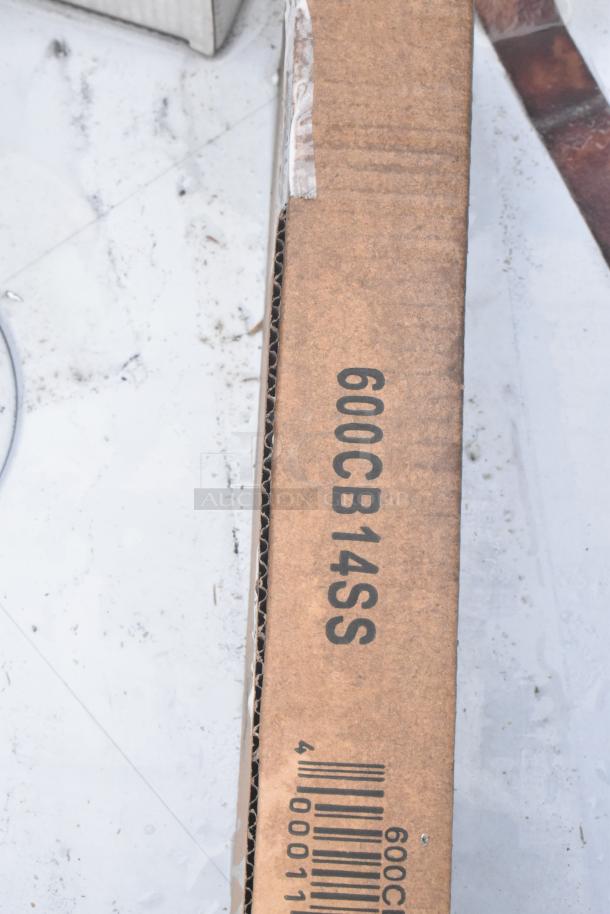 Cardboard box for Steelton 522US12424 utility sink. Marking reads "600CB14SS." New, scratch and dent condition.