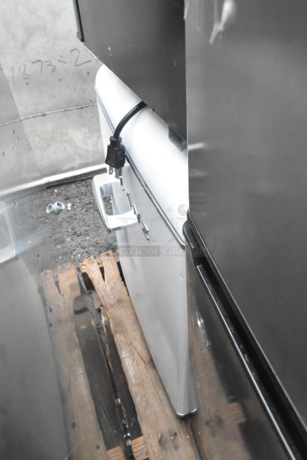 Six mini coolers including Haier HC17SW20RB, Galanz GLR31TS1E02, GL43BK, on a pallet. 115V, 1 Phase.