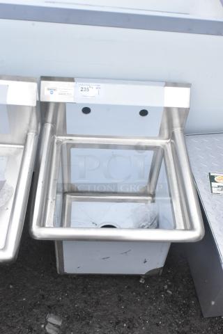 Brand new Steelton 522CS11515 18-gauge stainless steel sink, one compartment, no legs, 15"x15"x12" bowl, scratch and dent.