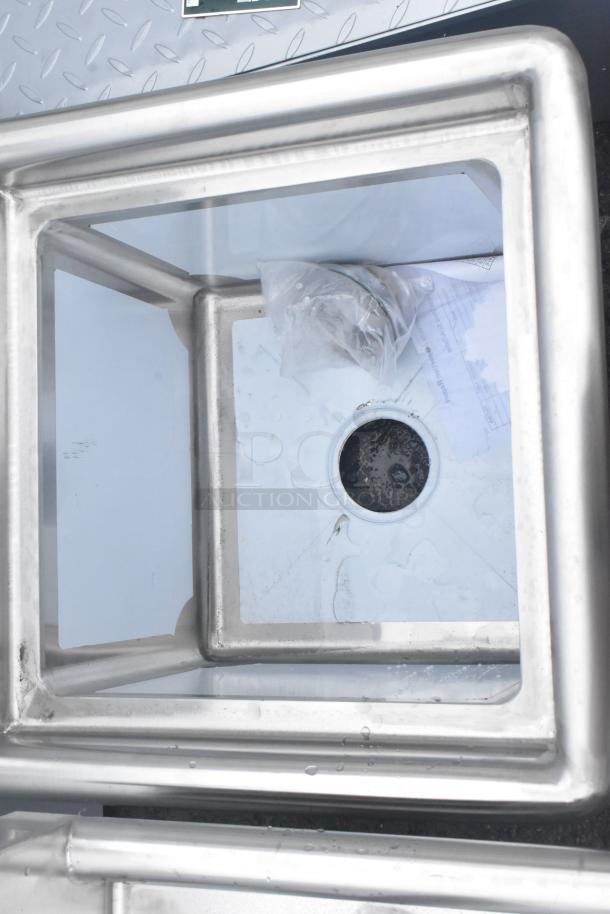 BRAND NEW Steelton 522CS11515 HN-C1T151512 one compartment commercial sink, 18-gauge stainless steel, 15"x15"x12" bowl, no legs.