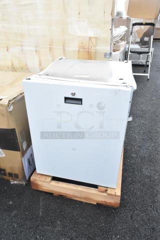 Brand new 2025 Scotsman HST21-A stainless steel ice dispenser stand. Enclosed, some dents visible, dimensions: 21 1/2" x 23 3/4".