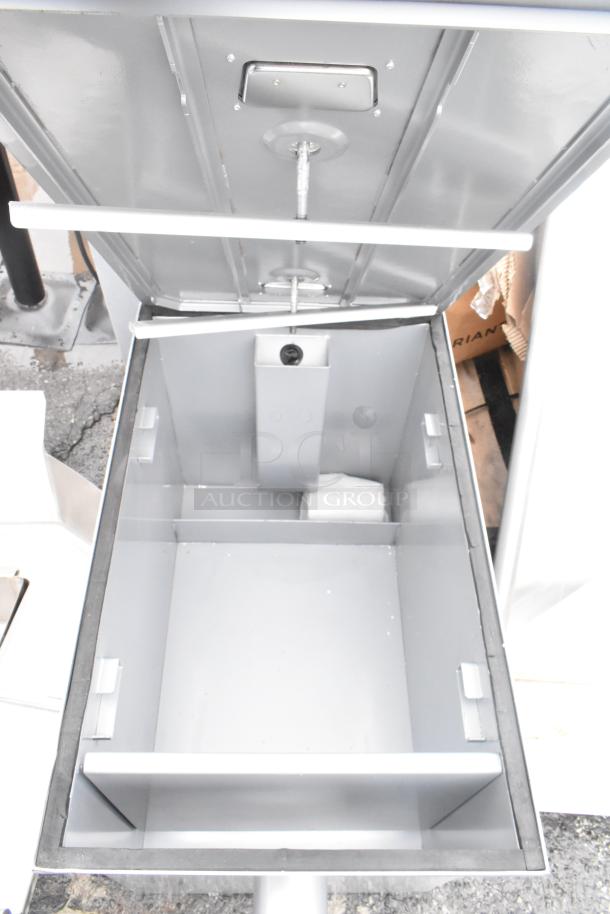 BRAND NEW Regency 600GT35 grease trap, 70 lb, 35 GPM, non-threaded 3" connections, PDI Certified, scratch and dent condition.