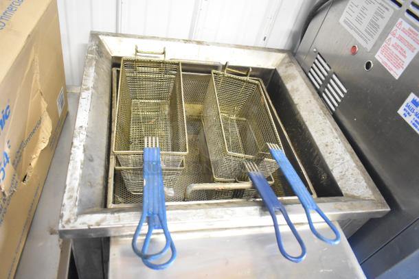 DYZ500 countertop electric fryer with 4 metal baskets, blue handles; used condition, 110 volts, 1 phase, stainless steel.
