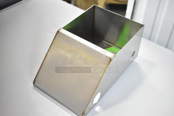 Stainless steel tank, Hatco model 04.48.598.00, brand new with minor scratches.