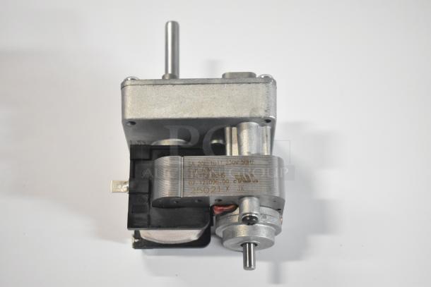 Brand new Hatco 02.12.096.00 Gear Motor. Model HP021209600. Scratch and dent condition. 230V, 50Hz specifications engraved.