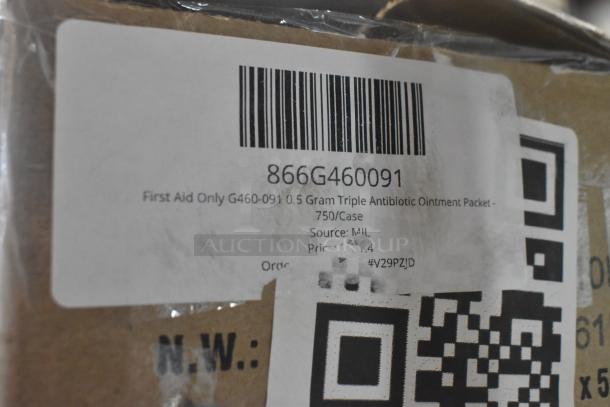 Label on box showing barcode and First Aid Only G460-091 0.5g Triple Antibiotic Ointment, 750/Case.