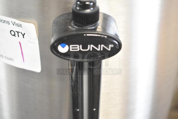 BRAND NEW SCRATCH AND DENT 2025 Bunn 39400.0001 Titan TF 3 Gallon Insulated Server, minor imperfections, label tagged.