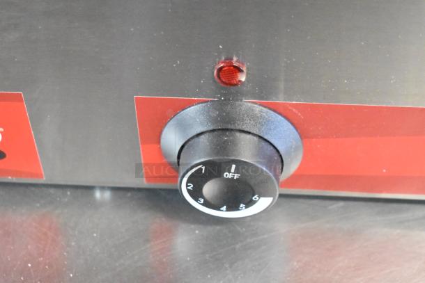 Avantco 1777FW200D food warmer, new scratch and dent. Features dual well, thermostatic controls, and operates at 120V.