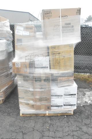 Pallet with 32 brand new scratch and dent items, including food bags, cold cups, towel rolls, takeout containers.