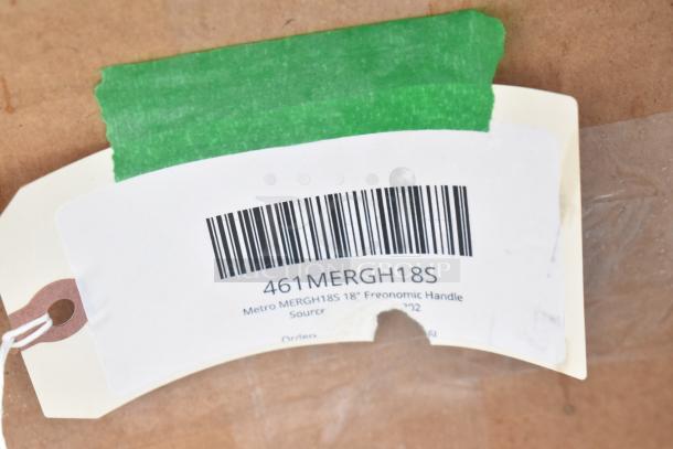 Label showing barcode and text "461MERGH18S, Metro MERGH18S 18” Ergonomic Handle."