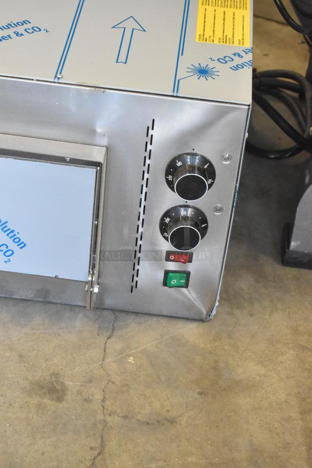 BRAND NEW Trento M50/13-M countertop electric pizza oven; scratch and dent, broken cooking stones, 230V, 1 phase.