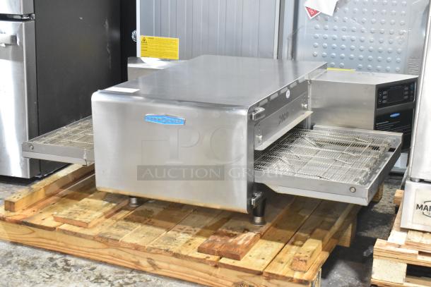 2021 Turbochef HhC2020 commercial rapid cook conveyor oven, 208/240V, 3-phase, stainless steel, excellent condition.
