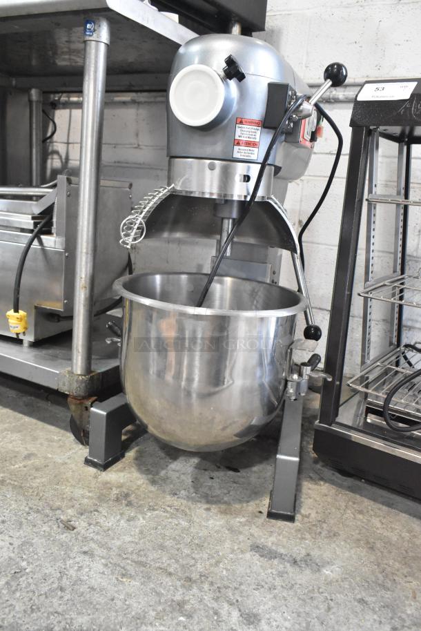 BRAND NEW Avantco 177MX20H 20 Qt. Commercial Mixer with bowl, guard, and whisk; 120V, 1-Phase; some cosmetic dents.