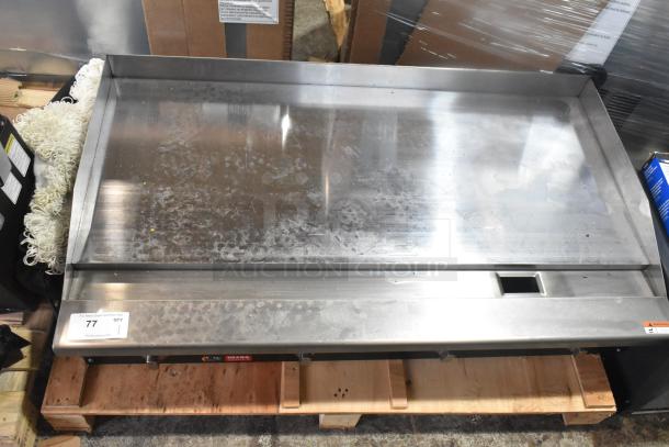 Brand new Cooking Performance Group model 351GUCPG48M 48" chrome plated electric griddle; scratch and dent condition.