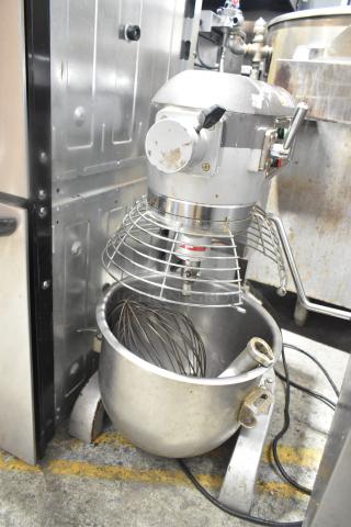 General GEM120 20 Quart Planetary Dough Mixer with bowl guard, paddle, and whisk attachments, 110V, 1 Phase, good condition.