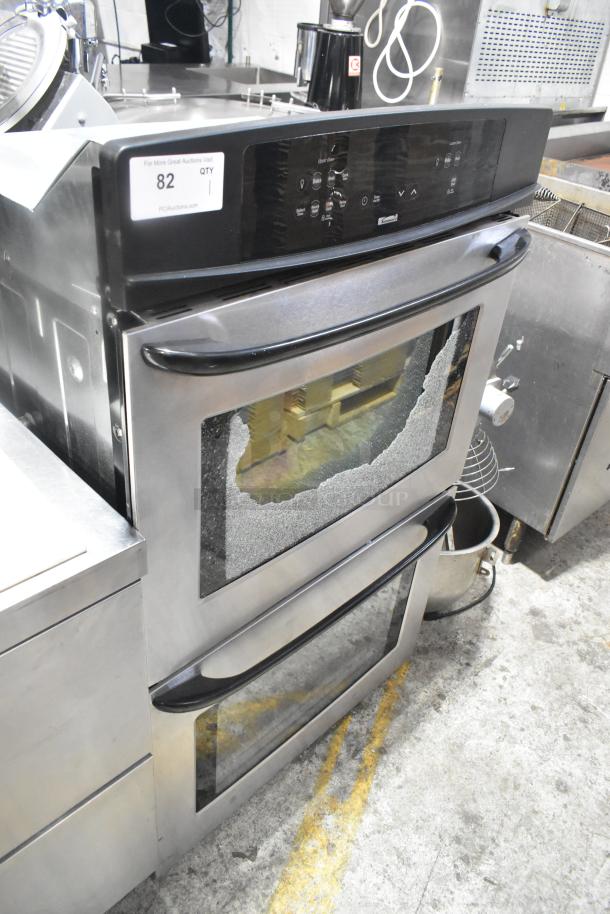 Kenmore 790.47873405 double wall oven, electric, stainless steel, broken glass on lower door. 120/208-240V.