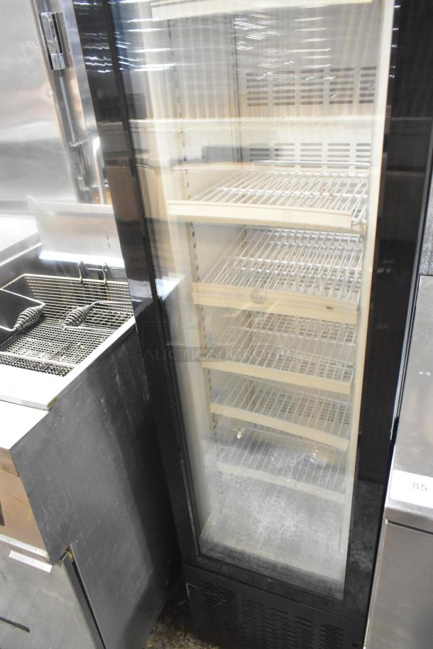 SD105B Commercial Single Door Reach In Cooler, 115V, 1 Phase, glass front, multiple wire shelves, excellent condition.