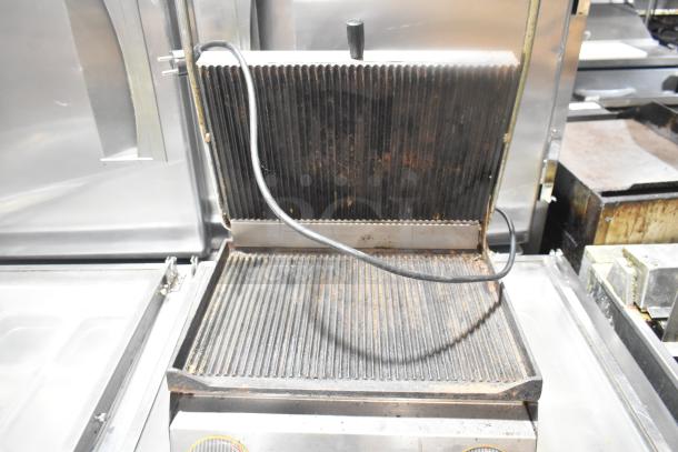 Isikgaz 2030-12 Commercial Panini Press, countertop model, 220-230V, 1 phase, moderate wear, ribbed plates, power cord visible.