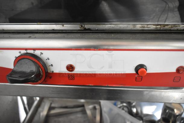 Empero EMP.PFE4-U countertop convection patisserie oven control panel, showing temperature dial and buttons, 208 Volts, 1 Phase.