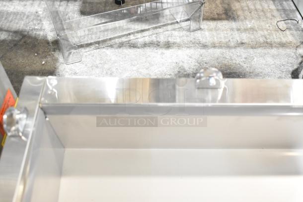 Brand new KoolMore KM-RPPS-SCDC-59 refrigerated rail, 115V, 1 Phase, commercial countertop. Scratch and dent condition.