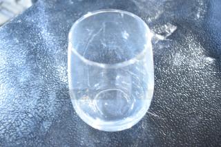 Acopa 5535517 17 oz. customizable stemless wine glass, brand new with minor scratches, clear glass finish.