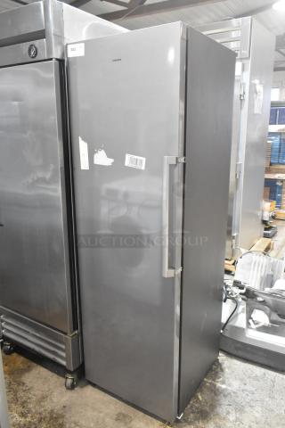 Samsung RZ11M7074SA Single Door Convertible Cooler Freezer, 115V, 1 Phase, in good condition with visible labels.