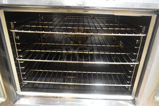 MainStreet Equipment CG1-N convection oven, natural gas, single deck, view-through doors, thermostatic controls, 54,000 BTU.