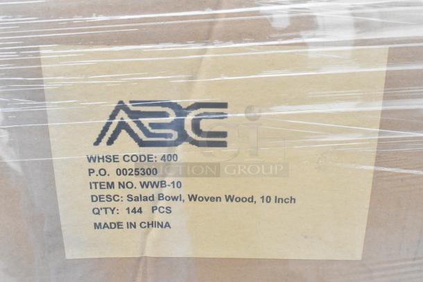 21 new scratch and dent items: Rubbermaid trash can, Huhtamaki lids, trays, American Metalcraft pizza peel. WHSE CODE: 400.