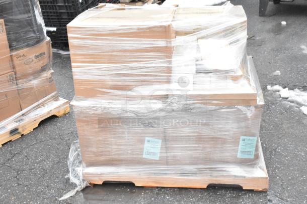 19 new scratch and dent items on pallet, including Sabert 55320 clamshells, Allied STC-6-1/2-N covers, metal pans.