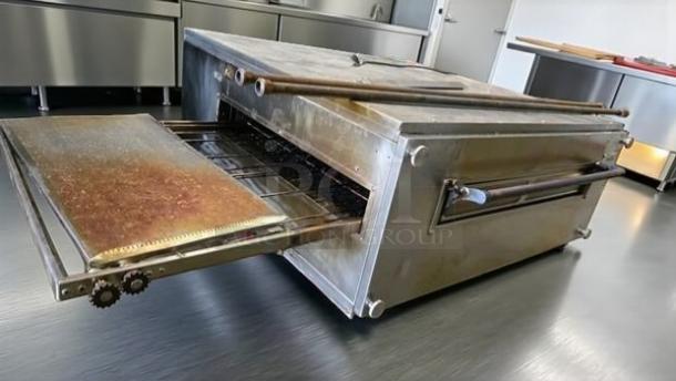 EMPERO Gas Conveyor Pizza Oven, model 535×1360 mm, flawless condition, includes stand, UL listed, fully tested.