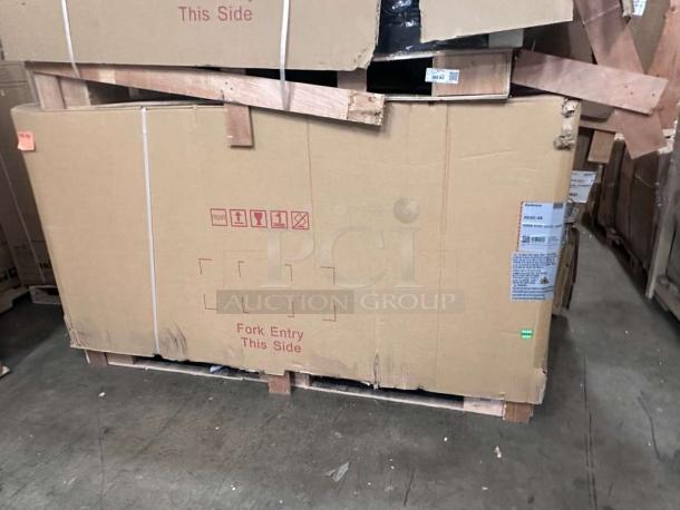 KoolMore RD32C-SS 32” Curved Glass Display Case in packaging, ETL listed, brand new condition, ready for commercial use.