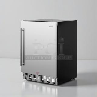 Brand new KoolMore KM-BIR5C-SS 23.4" built-in refrigerator, stainless steel finish, 5 cu. ft. capacity, premium condition.