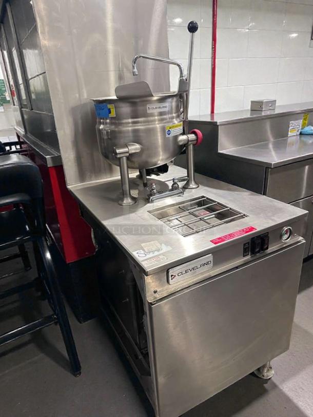 Brand new Cleveland 24GMK6200 gas steam kettle, 24-gallon capacity. NSF & CSA certified, fully tested, stainless steel.