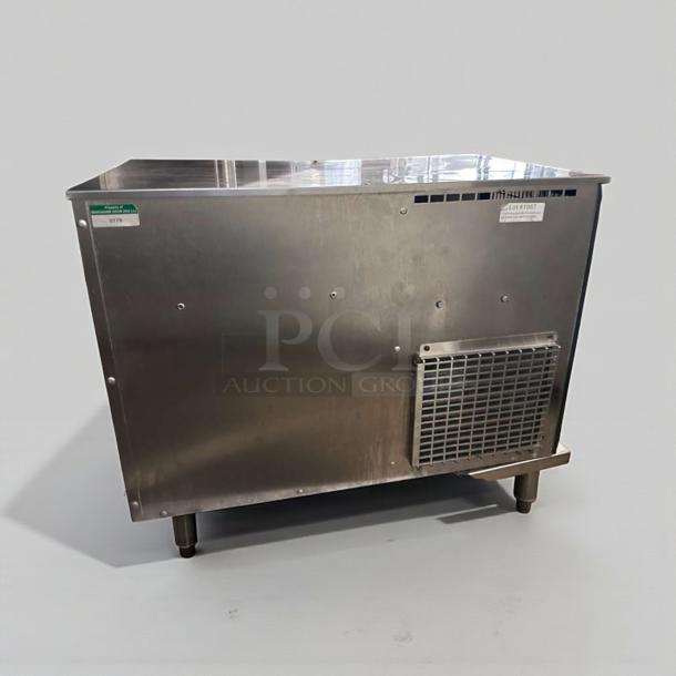 Manitowoc S-180-04 undercounter ice and beverage dispenser. Stainless steel, UL listed, 120V. Fully tested, premium condition.