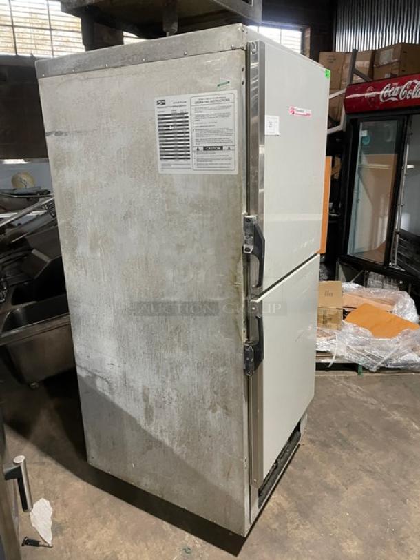 Metro Flavor Hold Series half-door insulated heated cabinet, model C199H1N, on casters, 120V, with wide pan slides.