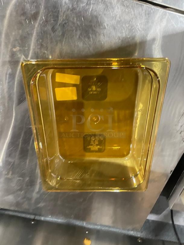 Rubbermaid Commercial Amber High Heat 1/2-Size 4" Deep Food Pan, Model FG224P00AMBR, new condition.
