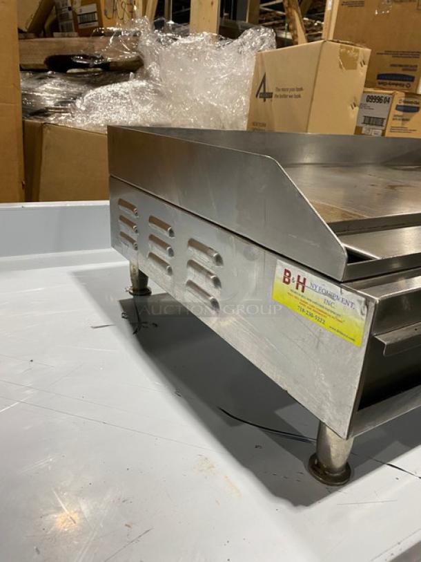 Cecilware EL1636 36" stainless steel electric griddle, thermostatic control, back & side splash, on legs, 240V, label visible.