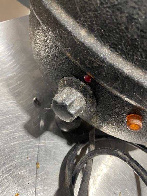 GlenRay Commercial Soup Kettle 1010796, black, electric, 10.5 Qt. capacity, visible control dial, well-maintained condition.