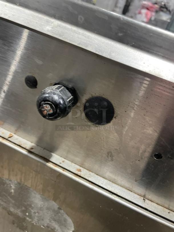 Alto-Shaam 750-TH/II Halo Heat Cook & Hold Oven, stainless steel, individual controls, electric, on casters, 2017 model.