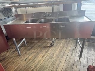 EAGLE 3-compartment underbar sink, stainless steel, with faucet and two drainboards. Clean condition, ideal for commercial use.