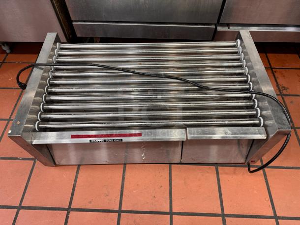 STAR Grill-Max hot dog roller grill and bun warmer, stainless steel, working condition, "Wrapped Buns Only" label, visible cord.