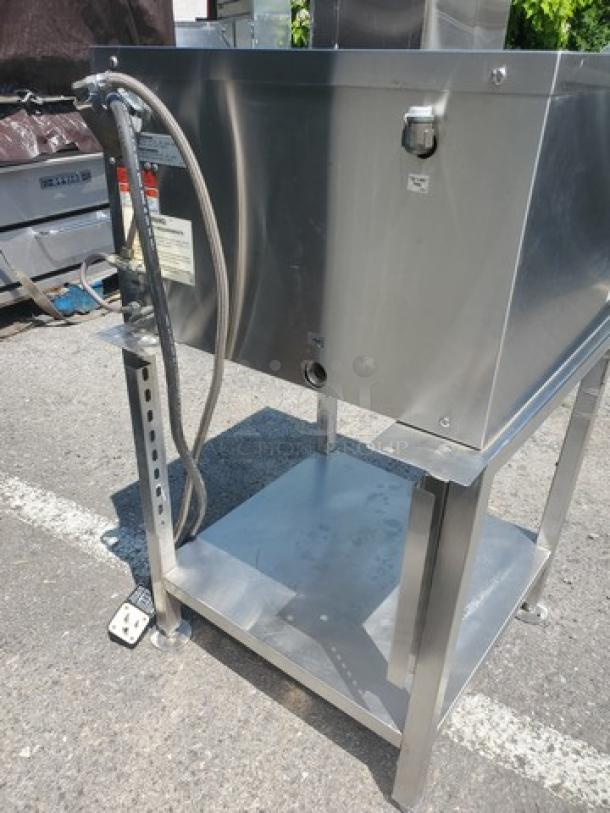 Vulcan VSX9000 Steamer 208/240V, stainless steel, freestanding, visible power cord, clean condition, industrial kitchen equipment.